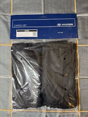 🚗NWT Hyundai Cargo Net - Black